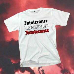 Camiseta Intolerance Bandera